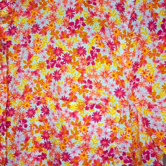 J. Crew Pink Floral Button Down Shirt Size Small - Picture 5 of 8
